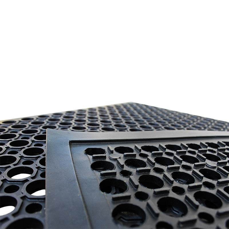 Piso Goma Antifatiga 11mmx152cmx92cm - playplaza.uy